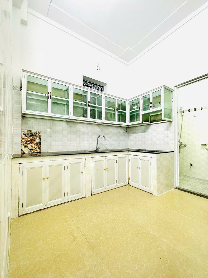 BÁN NHÀ MẶT NGÕ 250 THIÊN LÔI, LÊ CHÂN, HẢI PHÒNG 